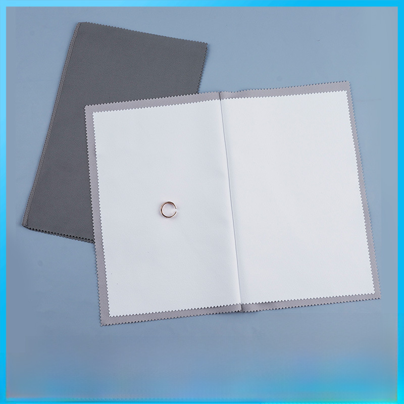 Four-layer silver cleaning cloth jewelry care cleaning Polish cloth polishing maintenance cloth double-sided velvet lock edge silver cleaning cloth wholesale