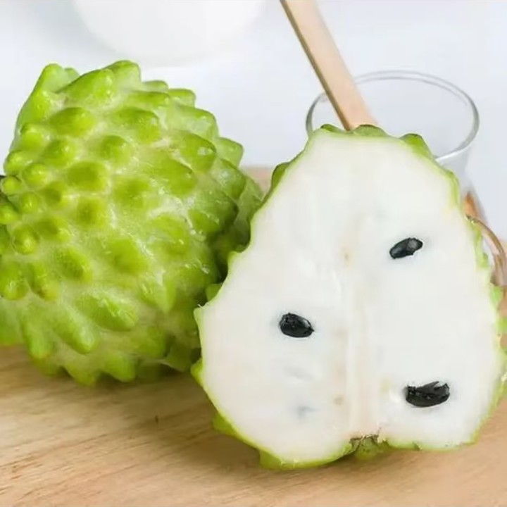 Fresh Sakyamuni Fruit from Yunnan 2.5kg Large Eye Pineapple Milk Buddha Head Fruit Ringo Moni Fruit Seasonal Fruit