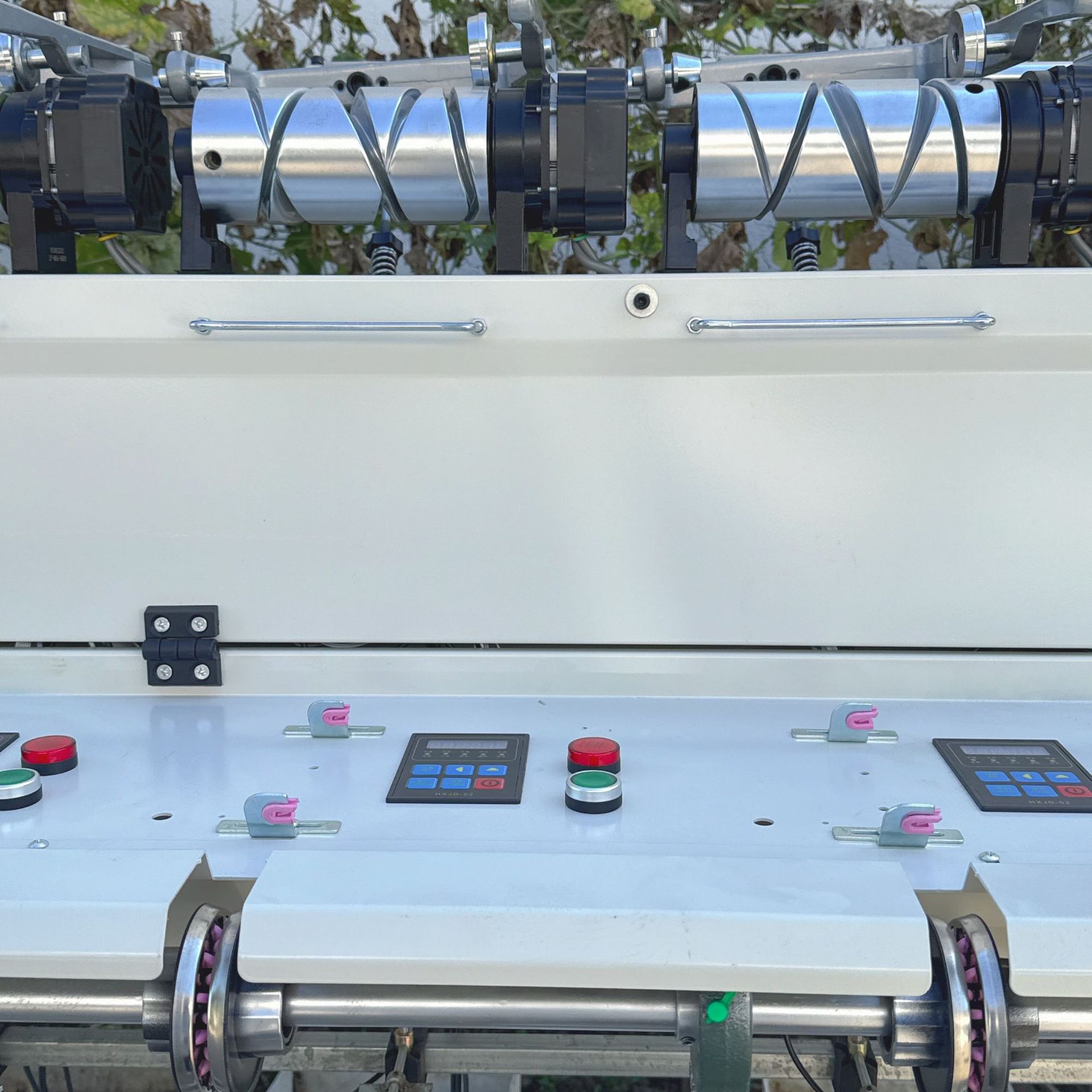 Woolen Spinning Mill Single Spindle Single Control Covered Yarn Machine, High-Speed Covered Parallel Machine and Twisting Machine, Stable and Efficient