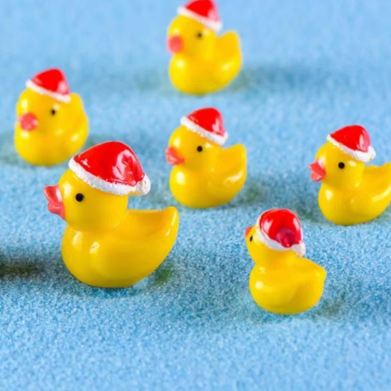Creative Mini Christmas Duck Cute Home Small Ornaments Micro Landscape Fleshy Mosses Duckling Ornaments Decoration