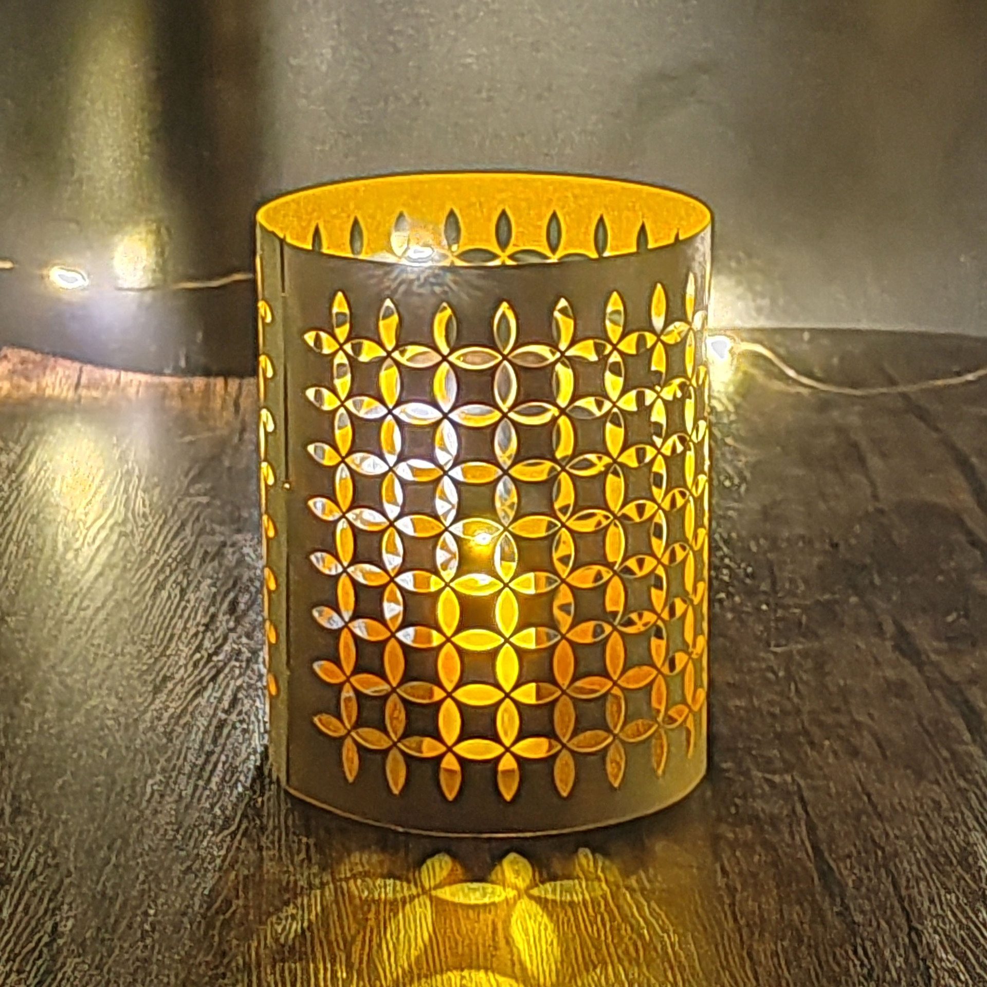 Export Foreign Trade Holiday Party Kraft Paper Lampshade Hollow Table Atmosphere Decoration Electronic Candle Lampshade Night Light