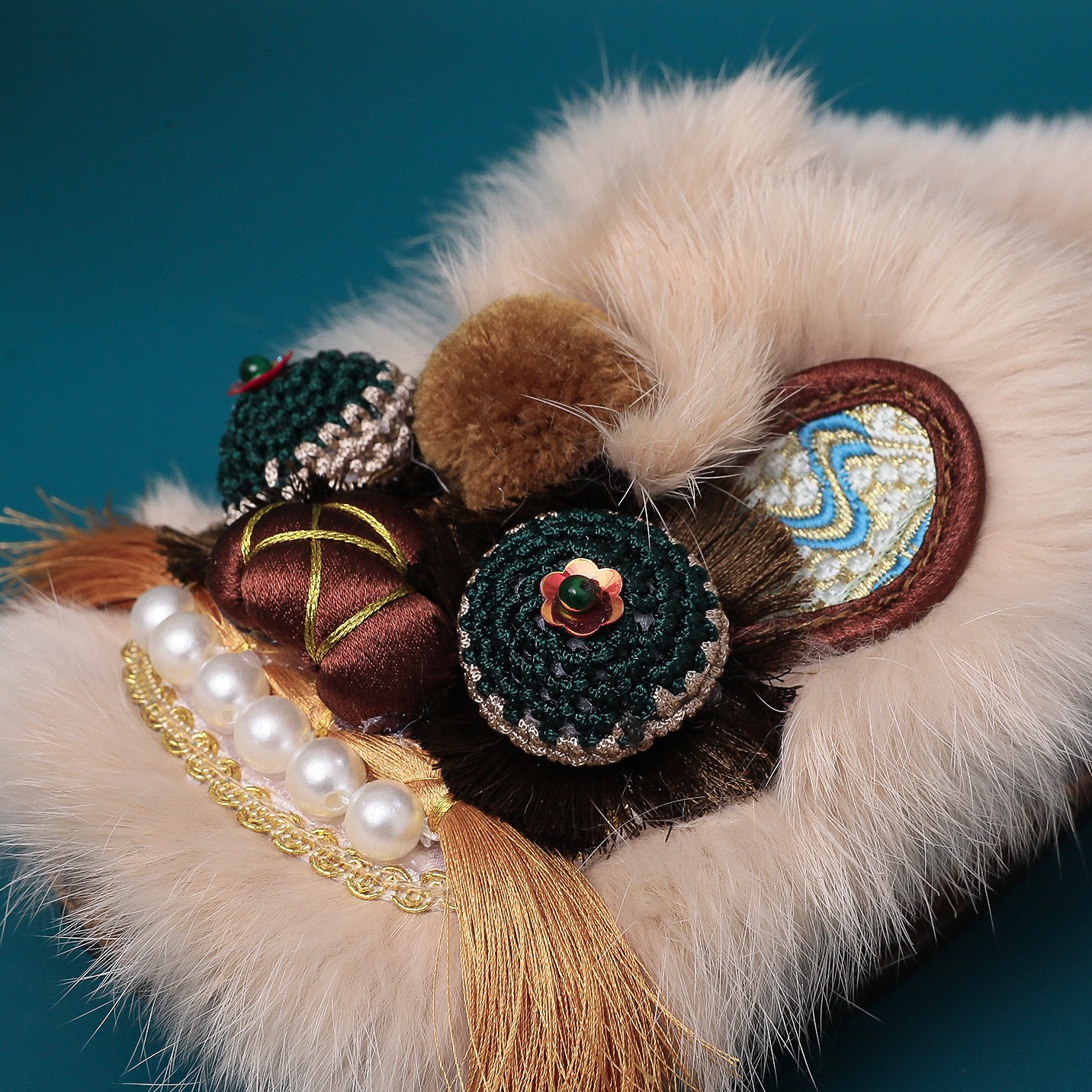 Adult Tiger Head Shoes Original Handmade Cloth Shoes Winter Velvet Toe Slippers for Women to Wear at Home and Outside New Chinese Style Half Slippers