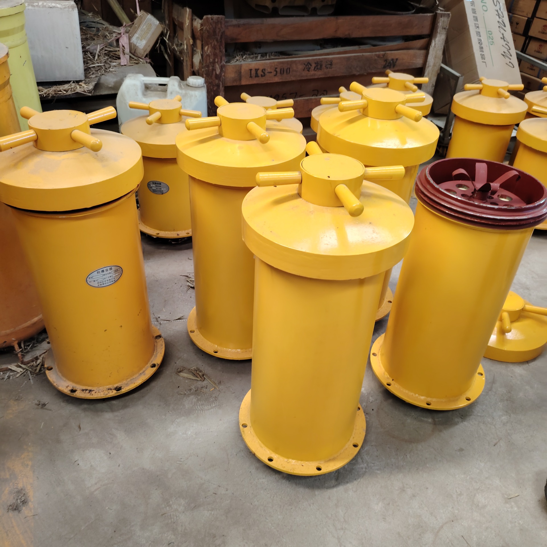 Kbq100B Explosion-Proof Container Explosion Tank 200 Power Generation Explosion Pipe Storage Cylinder Vehicle-Mounted Dangerous Goods Explosion-Proof Tank