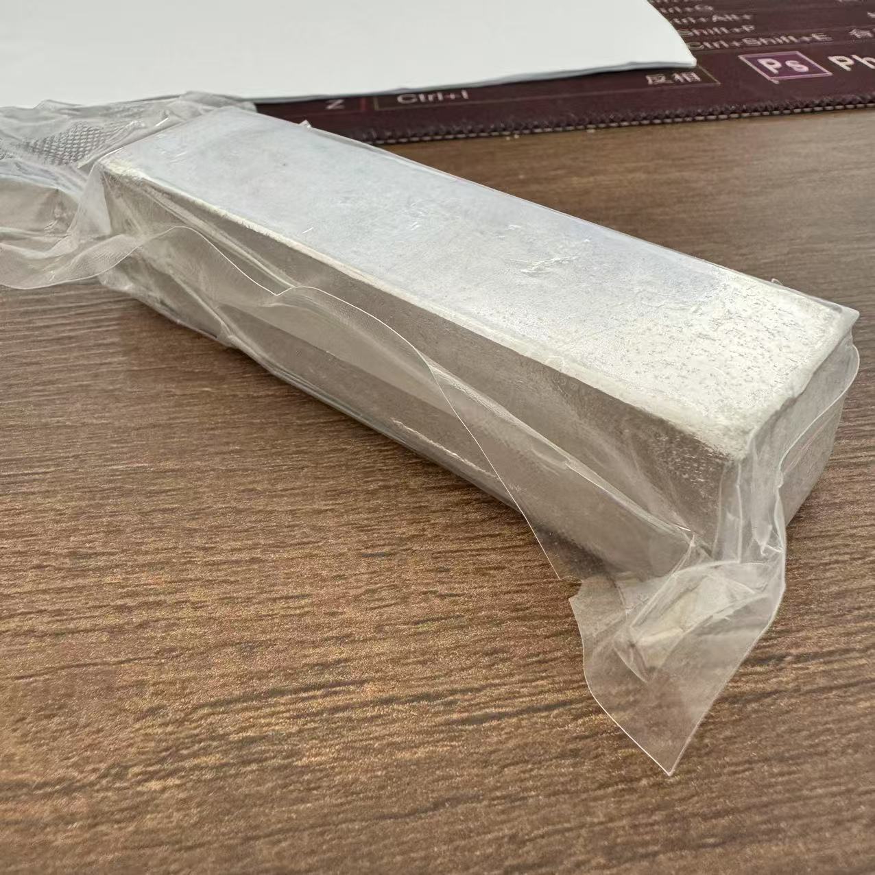 Indium Ingot/Indium Sheet/Indium Processing Parts High Purity 4N5/5N/6N/7N Can Produce Different Specifications and Shapes