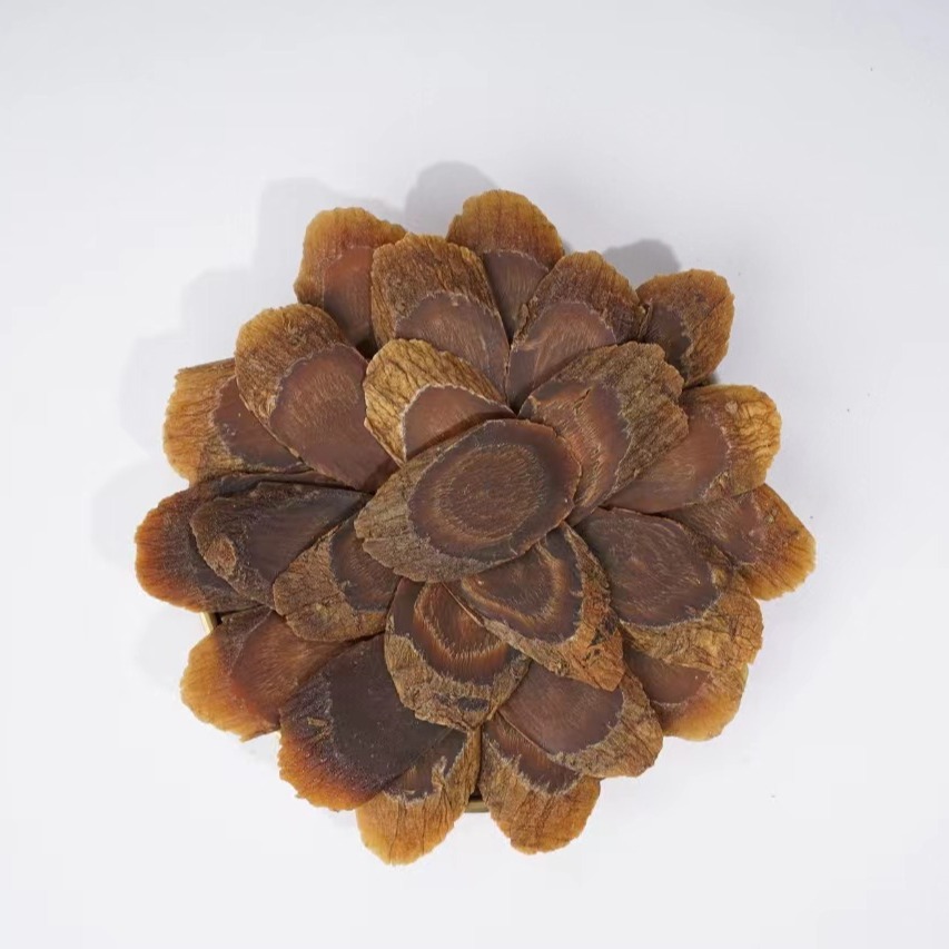 Jilin Changbai Mountain Red Ginseng Slices, Sugar-Free Red Ginseng, Mature Red Ginseng Slices in Stock from the Manufacturer, Whole Ginseng Cut into Strips, Bulk Packaging for Nourishment