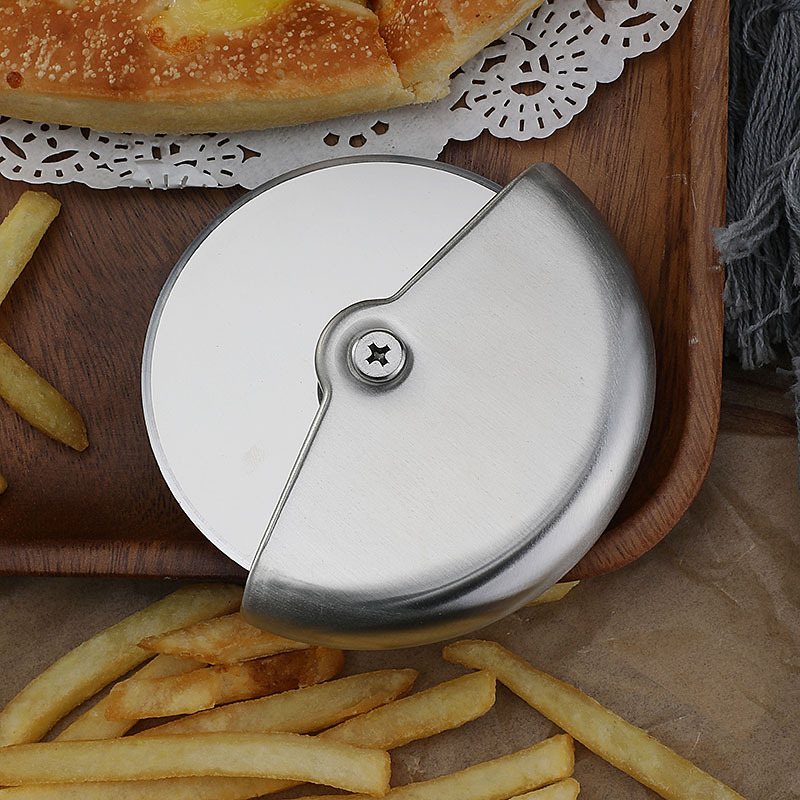 in stock Baking Tools 304 Stainless Steel Round Roller Knife Osco Cutter Pizza Round Knife Pizza Knife