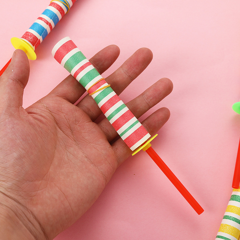 Classic Nostalgic Kidsren's Telescopic Swing Stick Toy Magic Magic Wand Scary Swing Stick Paper Roll Stick Hot Selling Toy