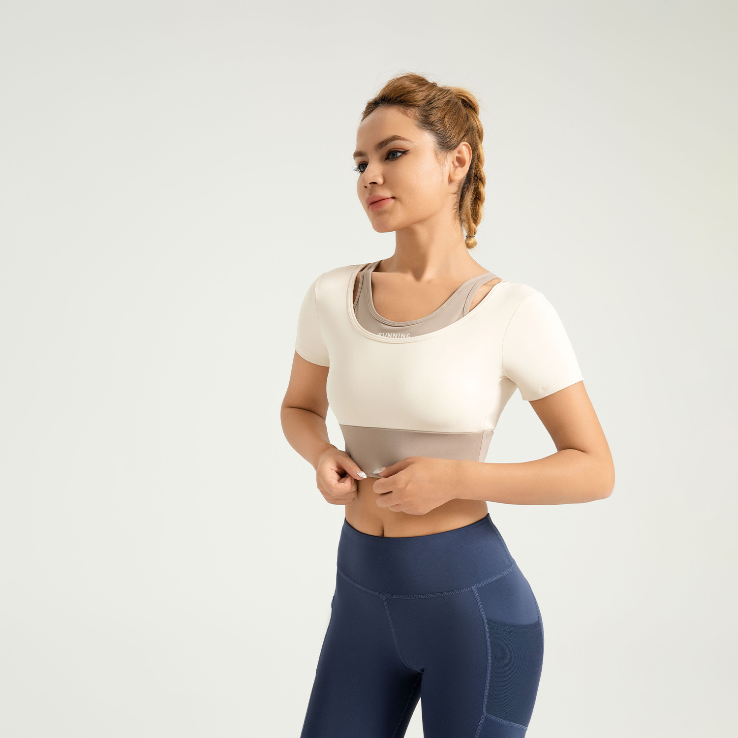 Cross-Border Foreign Trade Popular Color-Blocked Fake Two-Piece Yoga Wear Short-Sleeved Sports Fitness Tops Without the Need to Wear a Bra