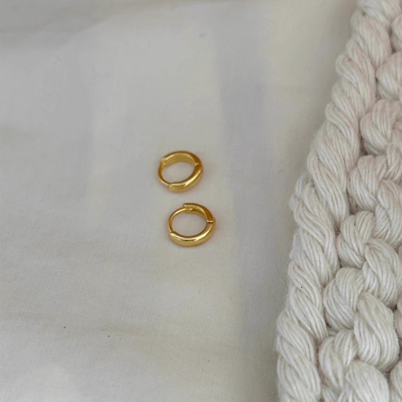 Sleeping Without Removing, Small and Exquisite Plain Hoop Earrings, Ear Bone Rings, 925 Silver Needles, Niche High-End Design, Versatile Ear Buckles