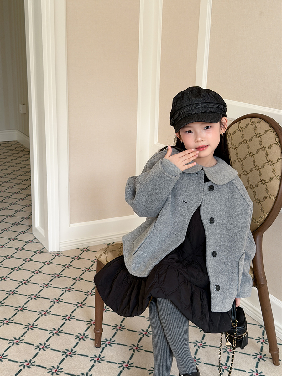 Christmas-Themed Outfits! Girls' Korean-Style, Elegant, Sophisticated, and Chic Woolen Coat Tops