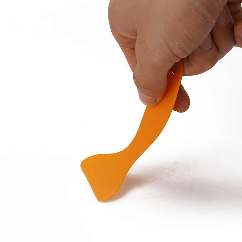 Car film scraper mobile phone film tool Small shovel plastic small scraper cleaning glass window film