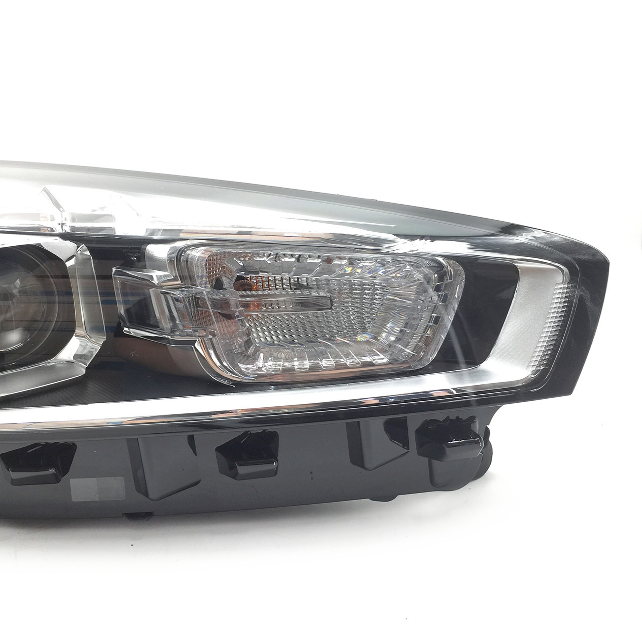 Applicable to Chery Tiger 8 headlight assembly ruihu 8 far low beam ruihu 8 left and right headlight assembly