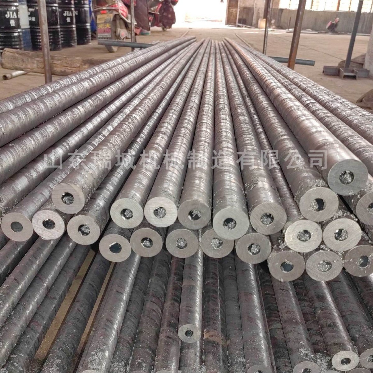 Direct Supply from Source 45 # And 42Crmnmo Seamless Steel Pipes with Complete Specifications Can Be Cut and Customized