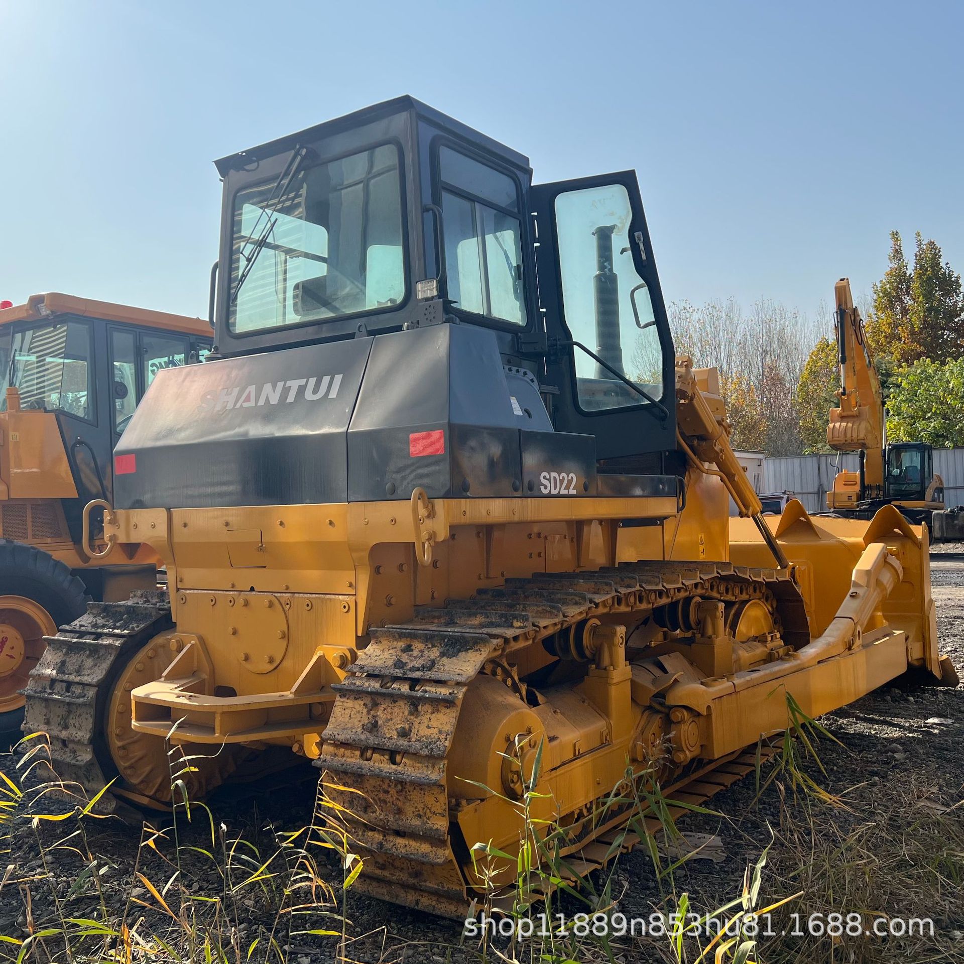Used-Shantui Sd32 Bulldozer for Transfer – High-Power