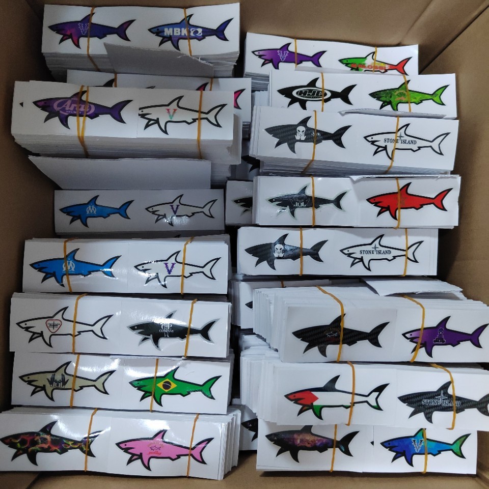 Этикетка с национальным флагом, этикетка акулы, персонализированная этикетка, клейкая этикетка, самоклеящийся клей, кристаллический клей, этикетка ПУ