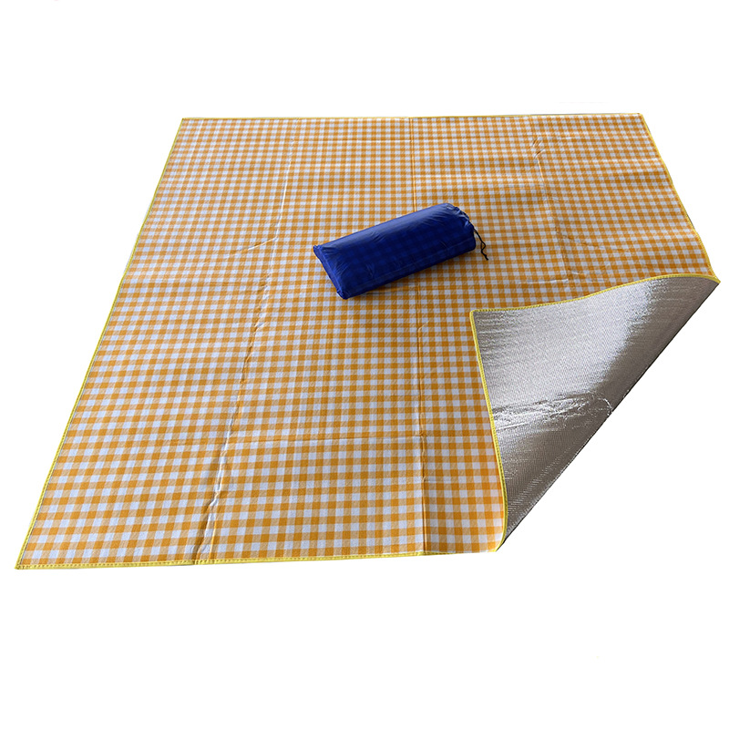 Thickened picnic mat outdoor portable color film picnic mat Internet-famous aluminum film moisture-proof mat disposable tent mat supplies