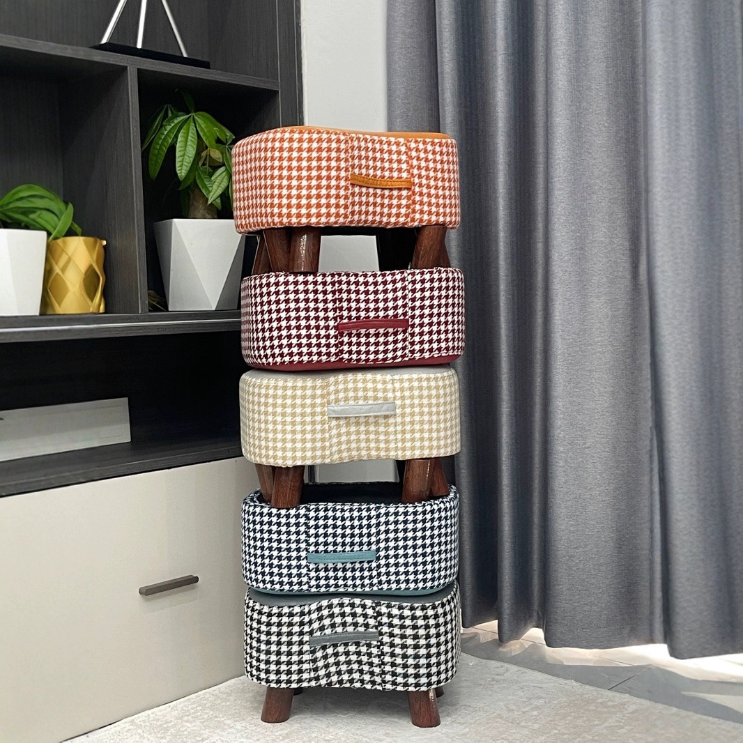 Small Stool for Home Use, Low Stool, Trendy Soap Stool, Living Room Small Stool, Portable Shoe-Changing Stool, Sofa Footstool, Coffee Table Stool