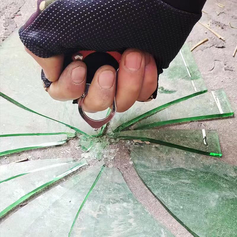 Single-Finger Tiger Keychain Self-Defense Tool Multifunctional Bottle Opener Sk Same Model Anti-Wolf Device