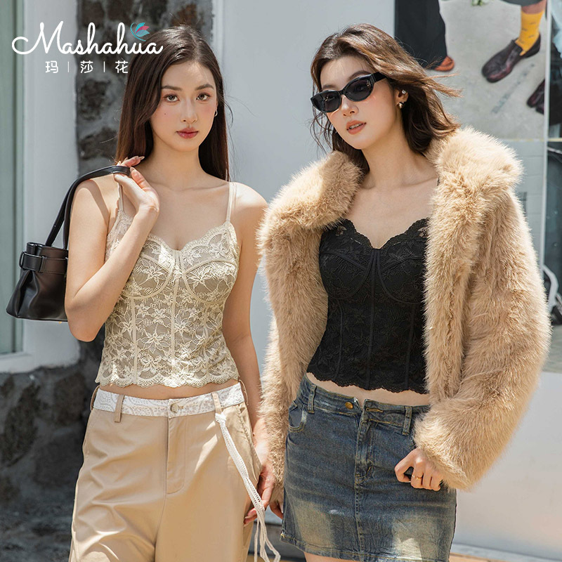 Pure Desire Sexy French Lace Lingerie for Women, Hollow Out Camisole with Chest Pads, Suitable for Outerwear or Inner Wear, Vest-Style Bra