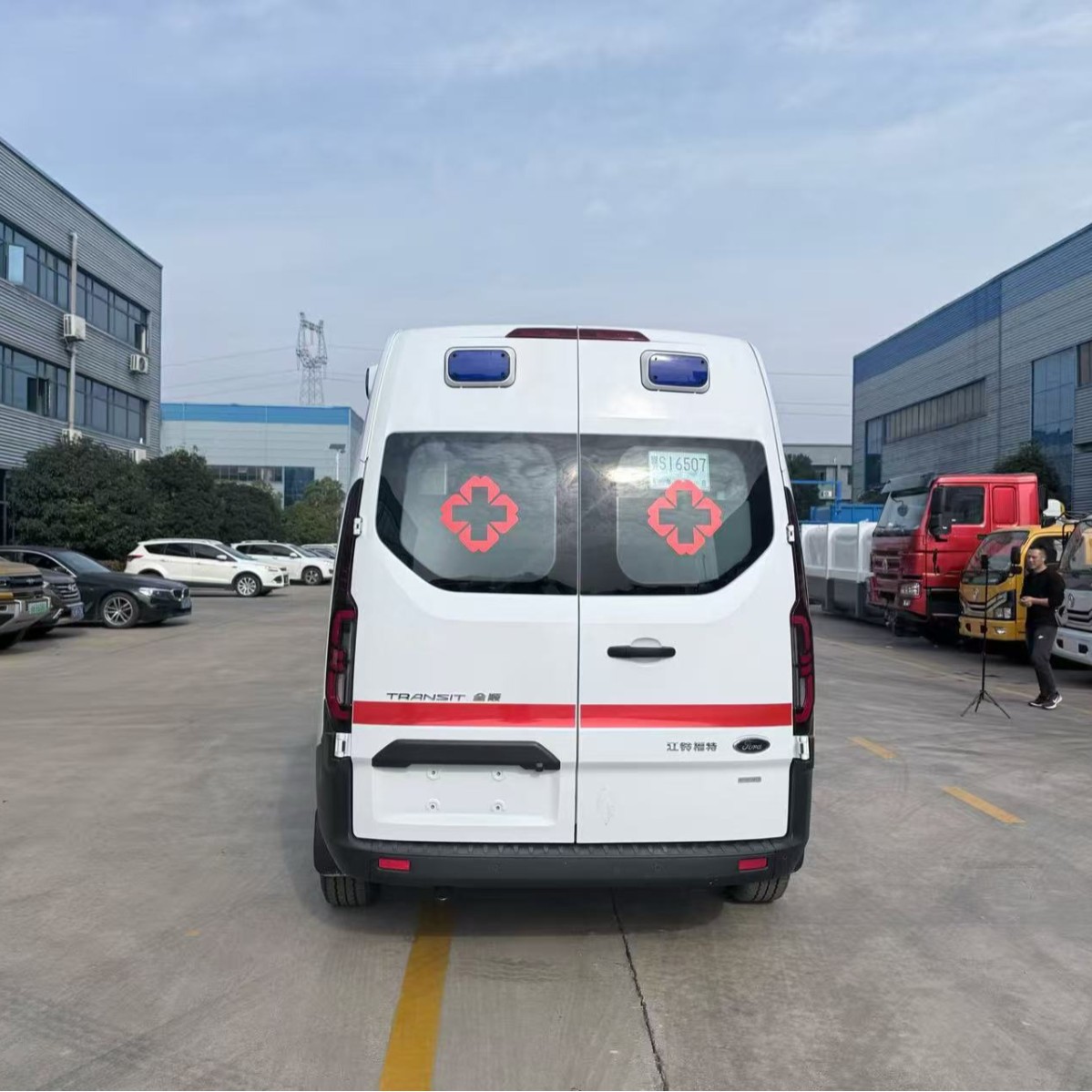 Manufacturer V362 Transfer Ambulance 120 Medical Ambulance Configuration Optional Factory Direct Sales Global Direct Supply