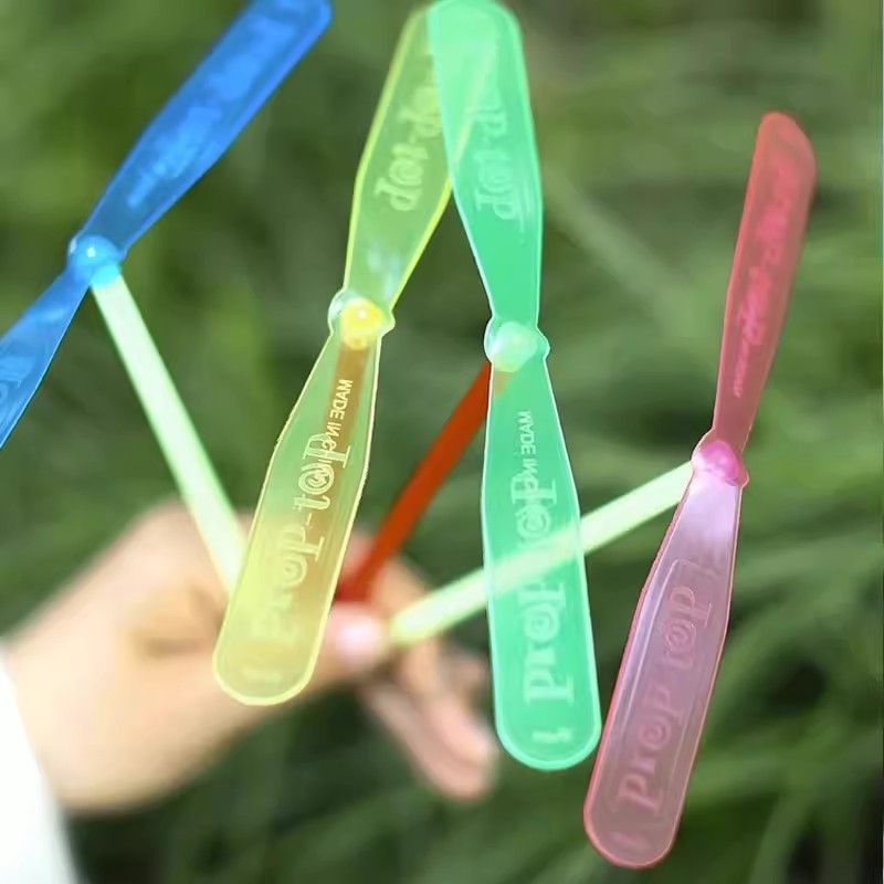 Classic Nostalgic Bamboo Dragonfly Hand-rubbed Plastic Flying Fairy Student Small Gift Kidsren's Prize Kindergarten Small Toys