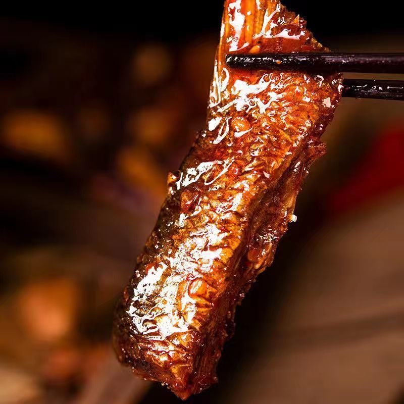 Hunan Specialty Spicy Fish Tail Dried Snacks 100g Large Bag Ready-To-Eat Popular Snacks