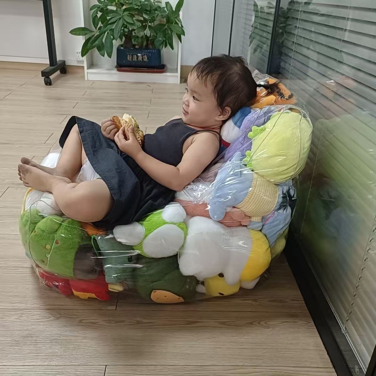 Trendy Transparent Sofa Doll Seat Storage Inflatable Chair Plush Stuffed Bedroom Furniture