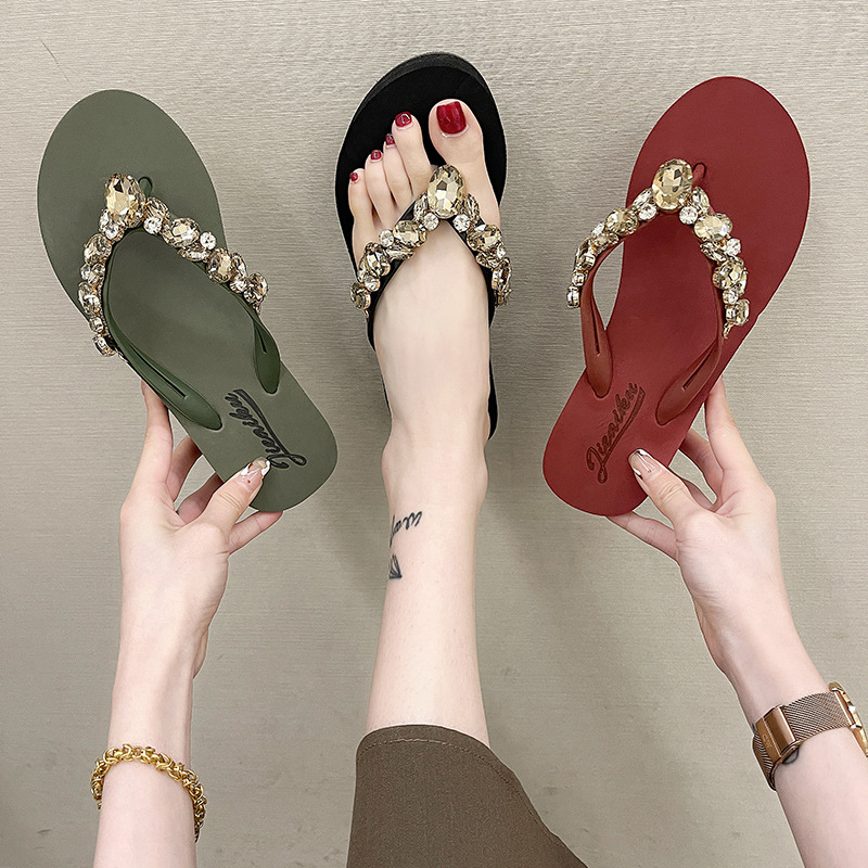A generation of rhinestone thick-soled flip-flops women's summer wear fashion Korean beach shoes wedge women's sandals