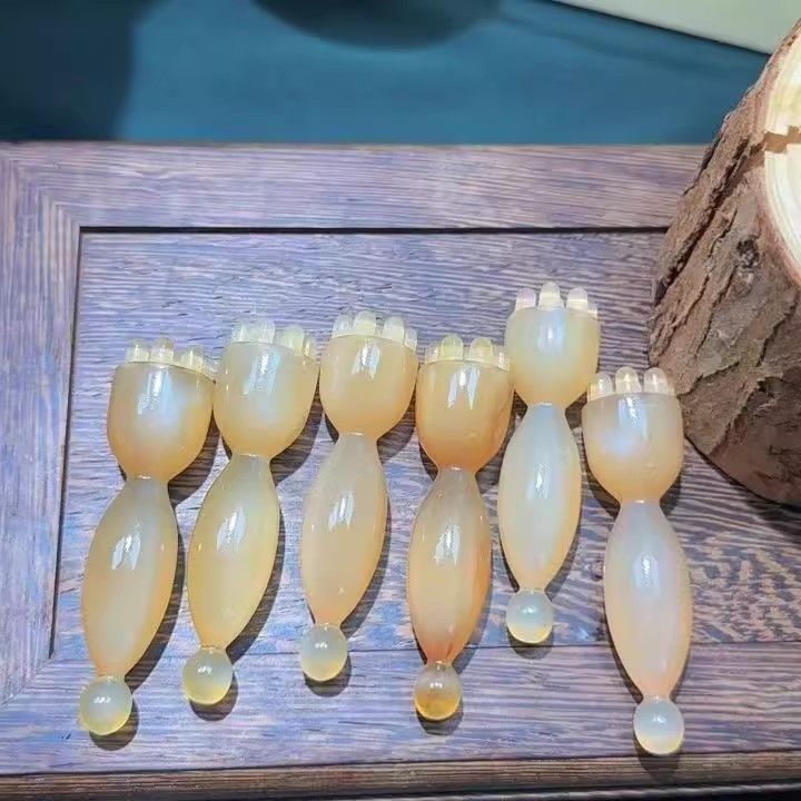 Sheep Character Small Lotus Eye Acupoint Suzaku Three-Pecking Conjoined Facial Eye Massage Scraping Cervical Spine Massage Stick