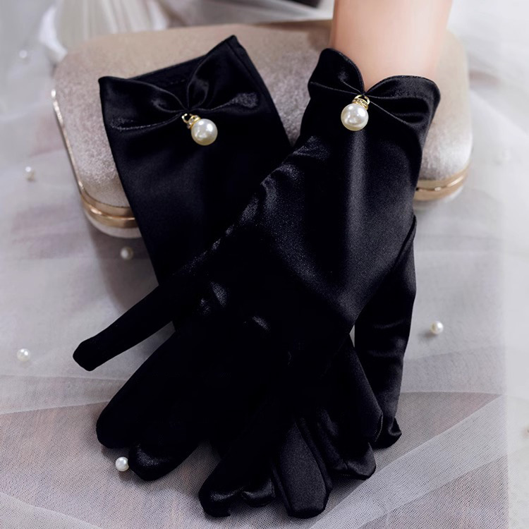 New French Hepburn style short Pearl satin bridal gloves personalized white gloves princess style photo props