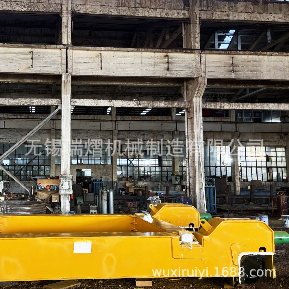 Specialized Steel Ladle Car for Handling Slag, Over-Span Steel Drag Cable Track Flat Car, Z Track Car for Sale, Dedicated for Steel Ladle Turntable