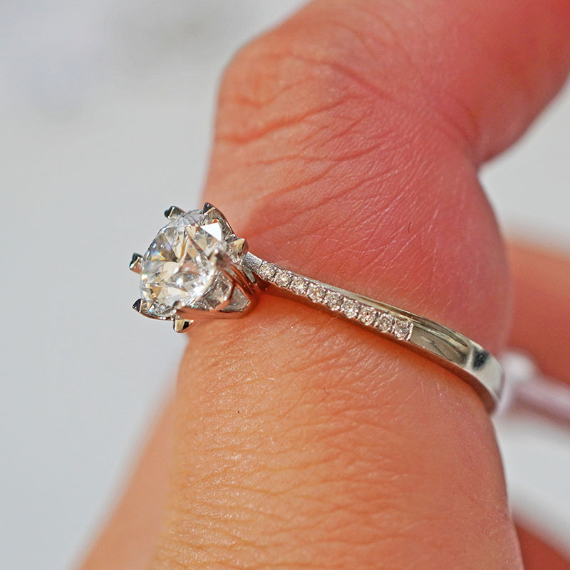 Pt950 Platinum Cultivated Diamond Ring for Women Niche as Bright as Stars for Wedding and Proposal