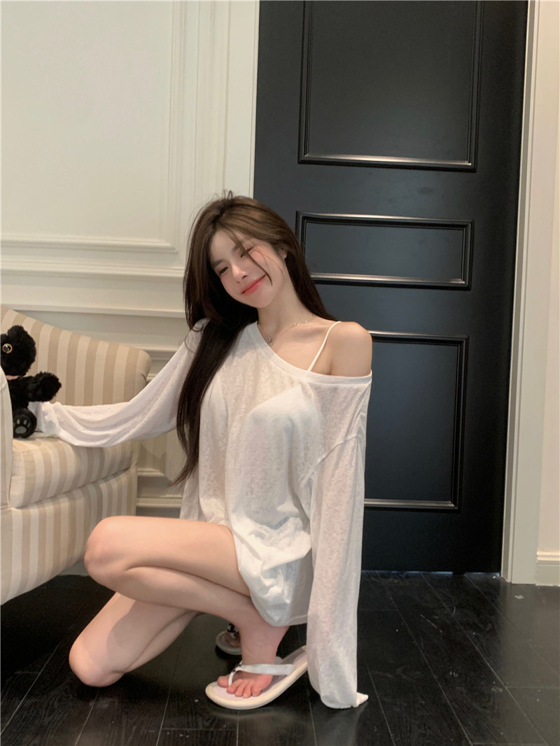 Spice Girls Sunscreen Blouse Women's Summer 2025 New Solid Color Long Sleeve T-Shirt with Slant Shoulder Vibrant Tulle Top