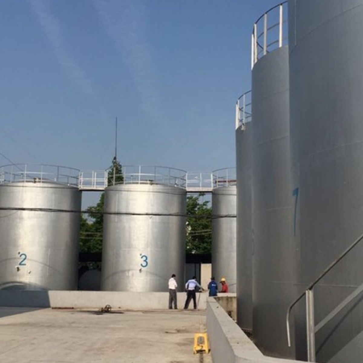 Wholesale and Retail 2 # Oil Industrial White Oil Metal Cleaning Liquid 10L