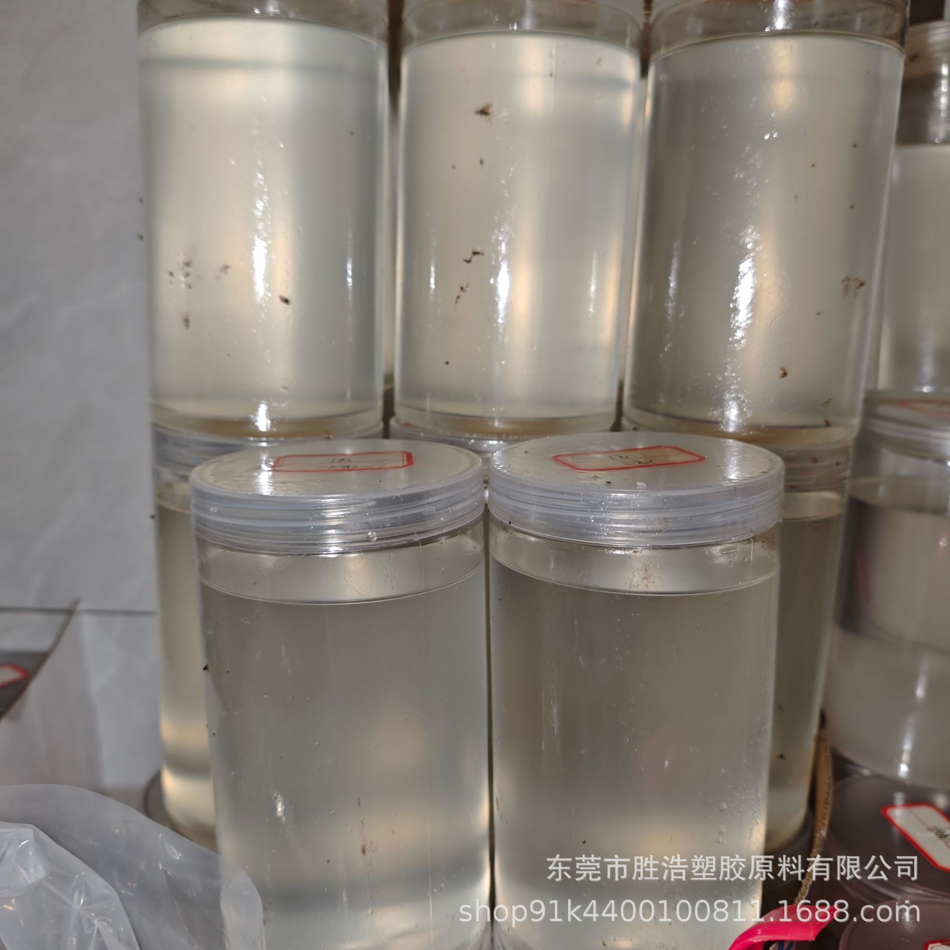 Lbr жидкий цис-бутадиеновый каучук 1-50,000 молекулярная масса, подходит для модификации и усиления клеевых резин и пластиков