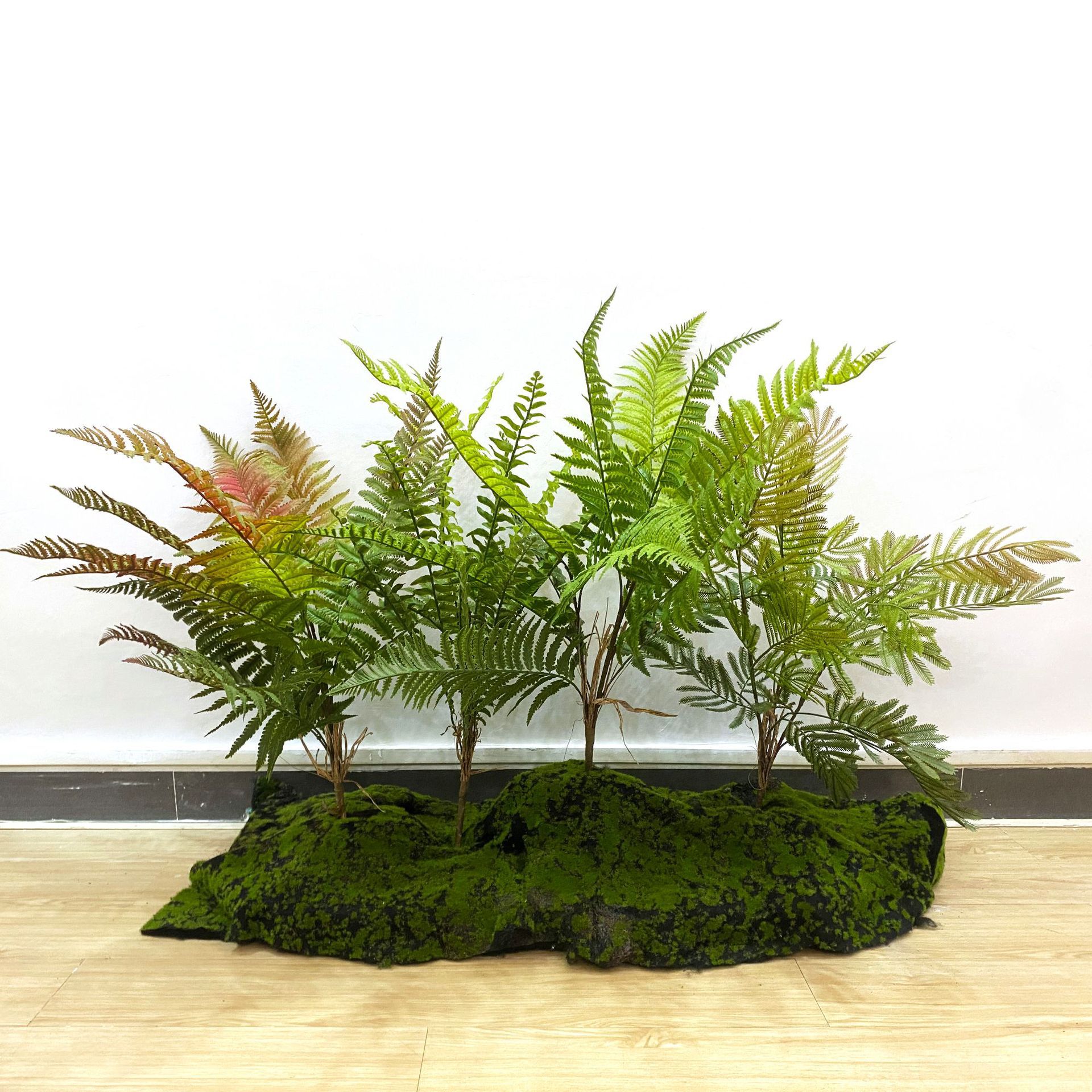 Simulated Green Plant Ornaments, Fern Landscaping Plant Wall Decoration, Bunch of Fern Grass, Artificial Plastic Grass, Simulated Fake Grass