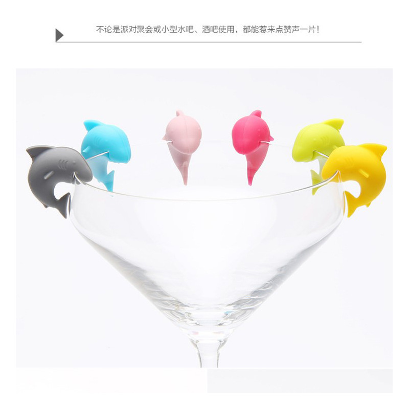 Creative Shark Marker Silicone Wine Glass Holder Party Cup Label Shark Shape Wine Glass Recognizer 6 Pack