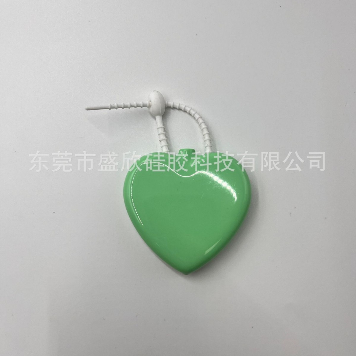 Pvc Coin Bag Squeeze Coin Purse Custom Logo Printing Heart Glossy Silicone Bag Nfc Bag Concert Material