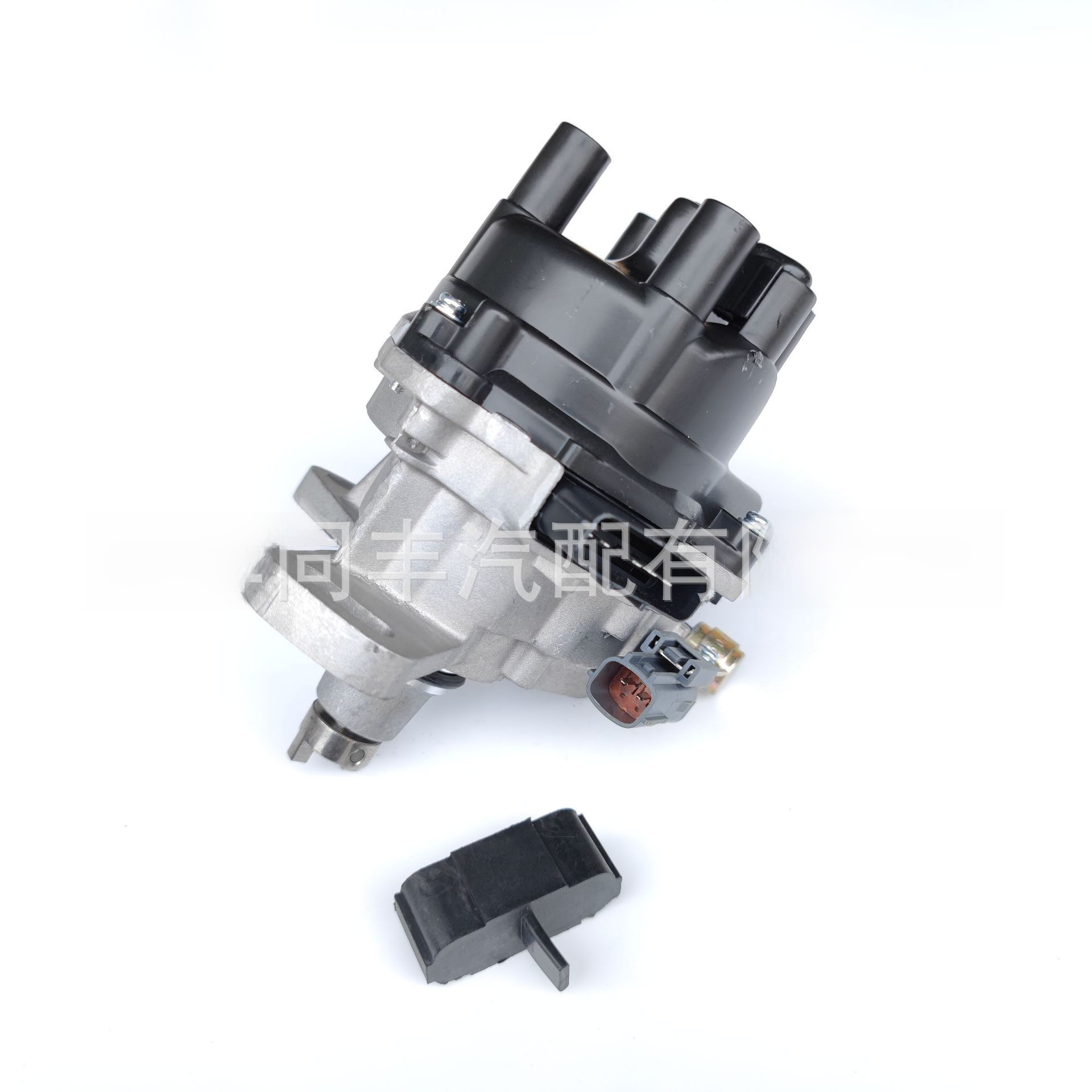 Spot Direct Sales High-Quality Electrical Distributor Suitable for Nissan 22100-99B03 22100-41B00*