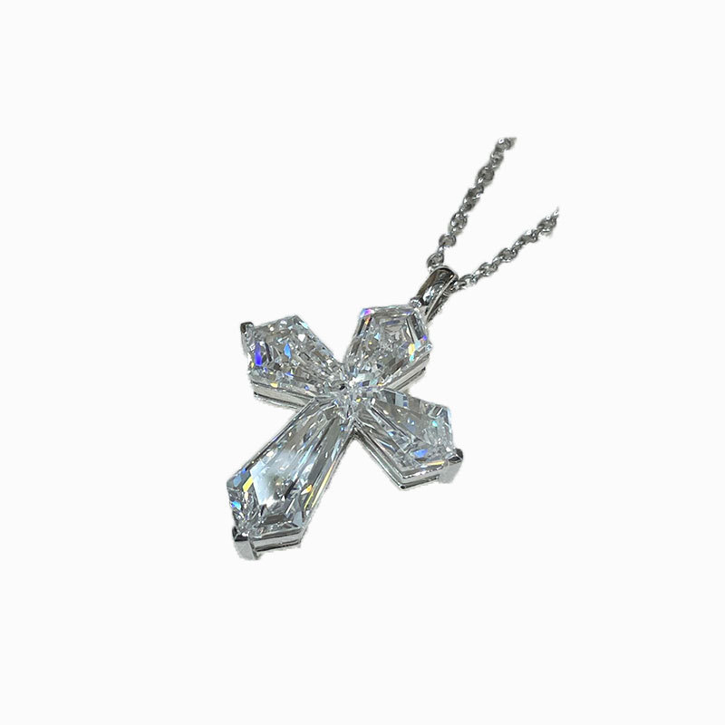 Customized Pt950 Platinum Necklace, Laboratory Artificially Cultivated Diamond Necklace, Cross 8 Carat Diamond Pendant