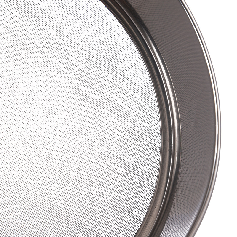 2 yuan store baking gadgets 15cm stainless steel small flour sieve 2 yuan net leakage stall supply