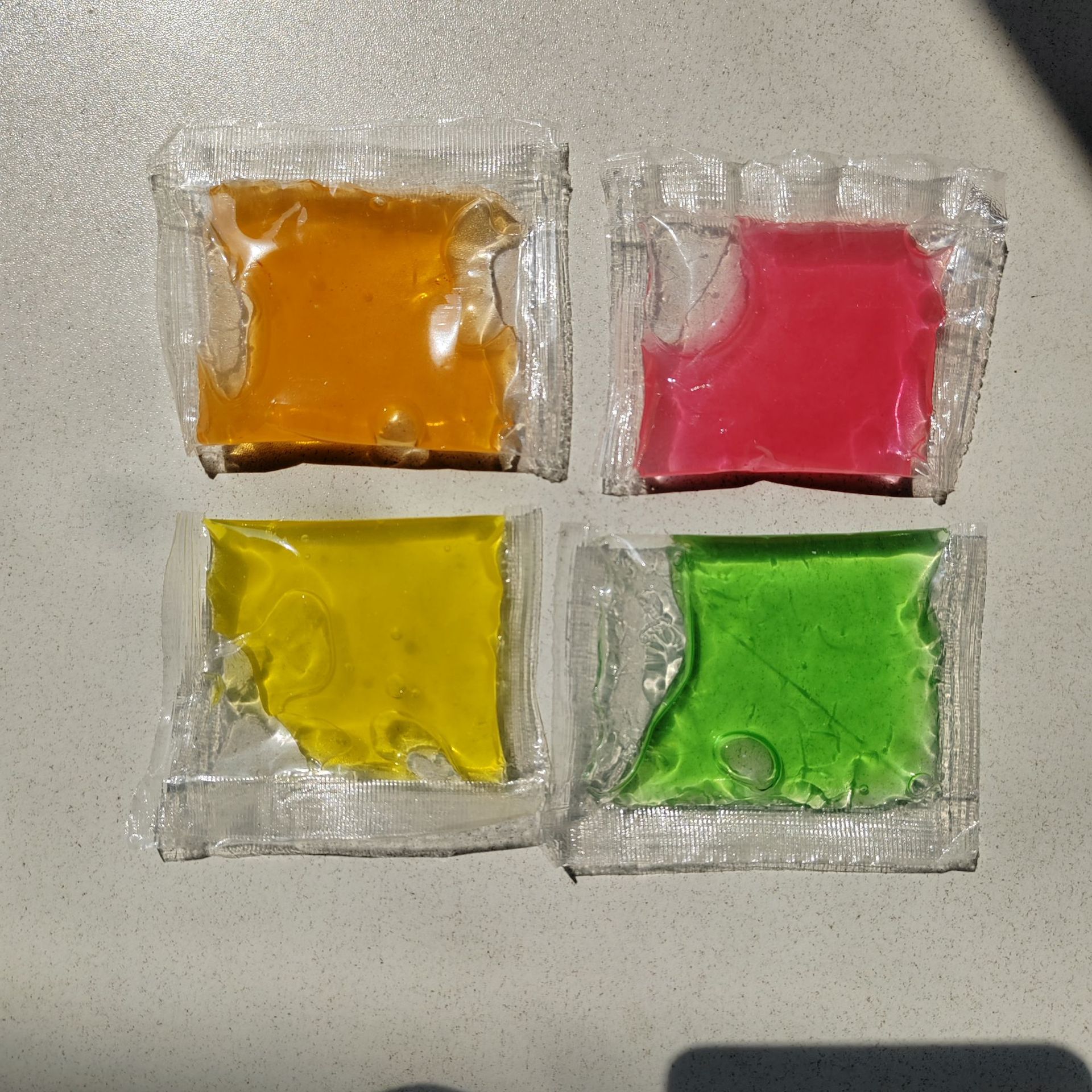 Weibo's Same Style Lazy Egg Toy, Lazy Spitting Egg Yolk, Spitting Egg Yolk, Vomiting Egg Yolk Brother, Custard Bag, Pinching Fun