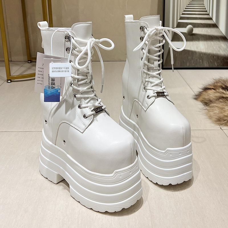 17cm Height-Increasing Shoes with Integrated Thick Sole, Height-Enhancing, Leg-Slimming Shoes for Petite Individuals, British Style Thick Sole, New Short Tube