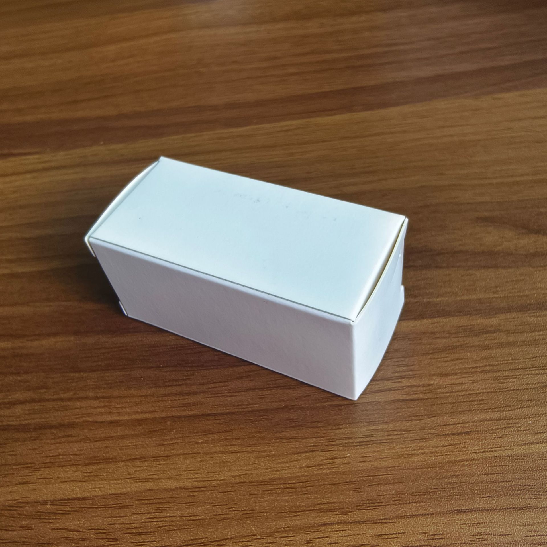 Пустые коробки, простые для печати, влагозащитные и пылезащитные, быстрая доставка в неограниченных количествах