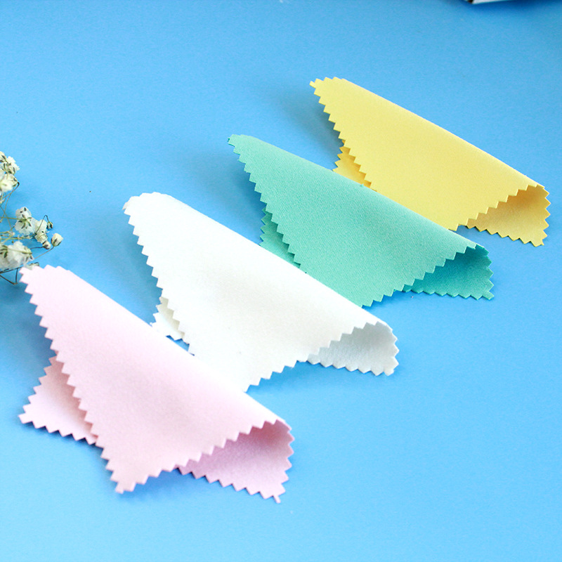 Deerskin velvet material silver cleaning cloth bare cloth gold cleaning cloth 8.2 * 8.2cm silver polishing cloth wholesale silver cleaning cloth