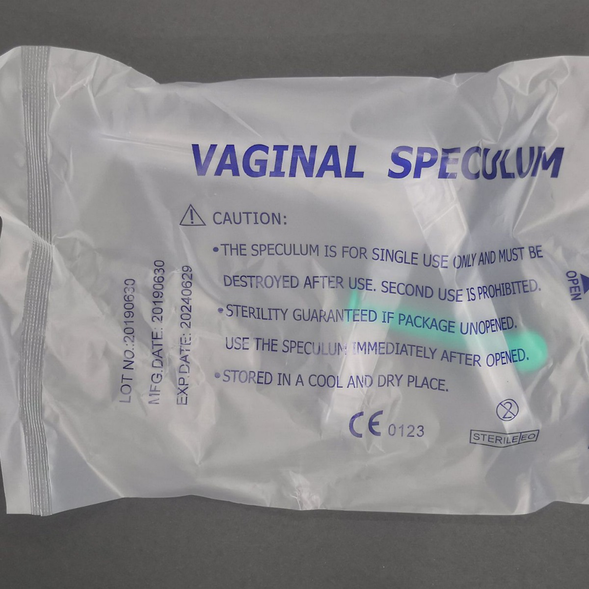 Disposable Sterile Vaginal Dilator (French for Export)