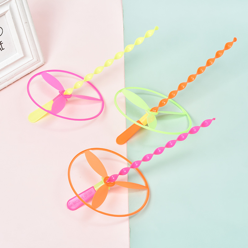 Medium non-luminous flying fairy hand push flying saucer nostalgic toys wholesale bamboo dragonfly stall push gifts