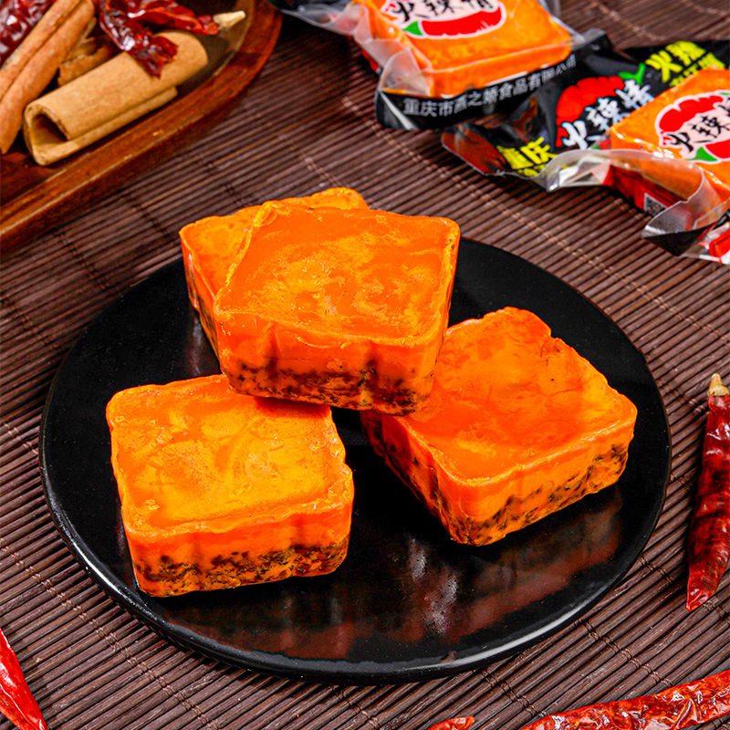 Hot Love Chongqing hot pot bottom material for one person independent small package butter spicy household seasoning wholesale delivery