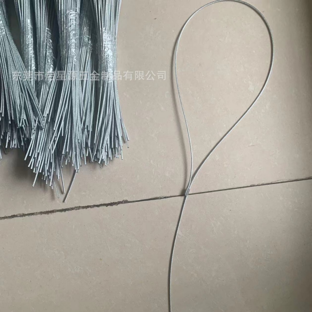 Manufacturer Wholesale Stainless Steel Wire Rope Single-Sided Pressed Oval Aluminum Sleeve Stainless Steel High-Strength Accessories Lifting Rope Pull Rope