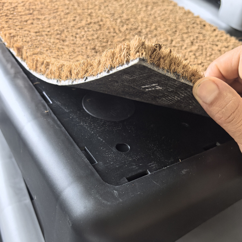 Anti-slip outdoor step ladder auxiliary half-step ladder for the elderly can be stacked plastic outdoor half-step ladder